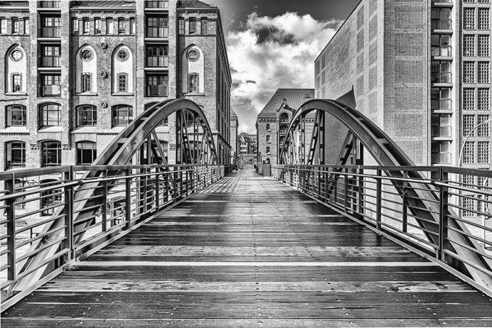Fototapeta Most łukowy w dzielnicy magazynowej 